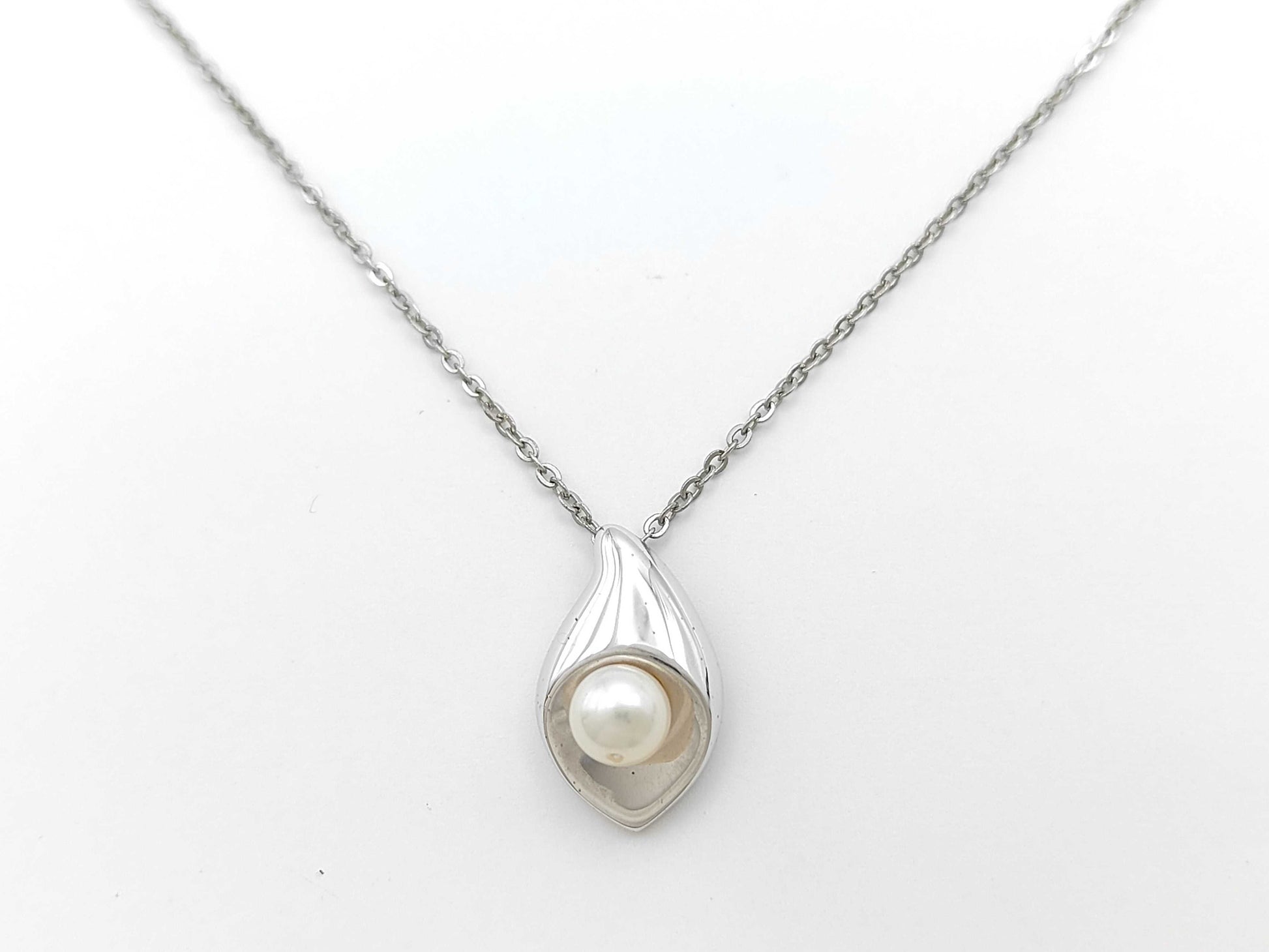TASAKI Pearl Necklace, Diameter approx. 6.0mm, Sterling Silver, 3.7g 