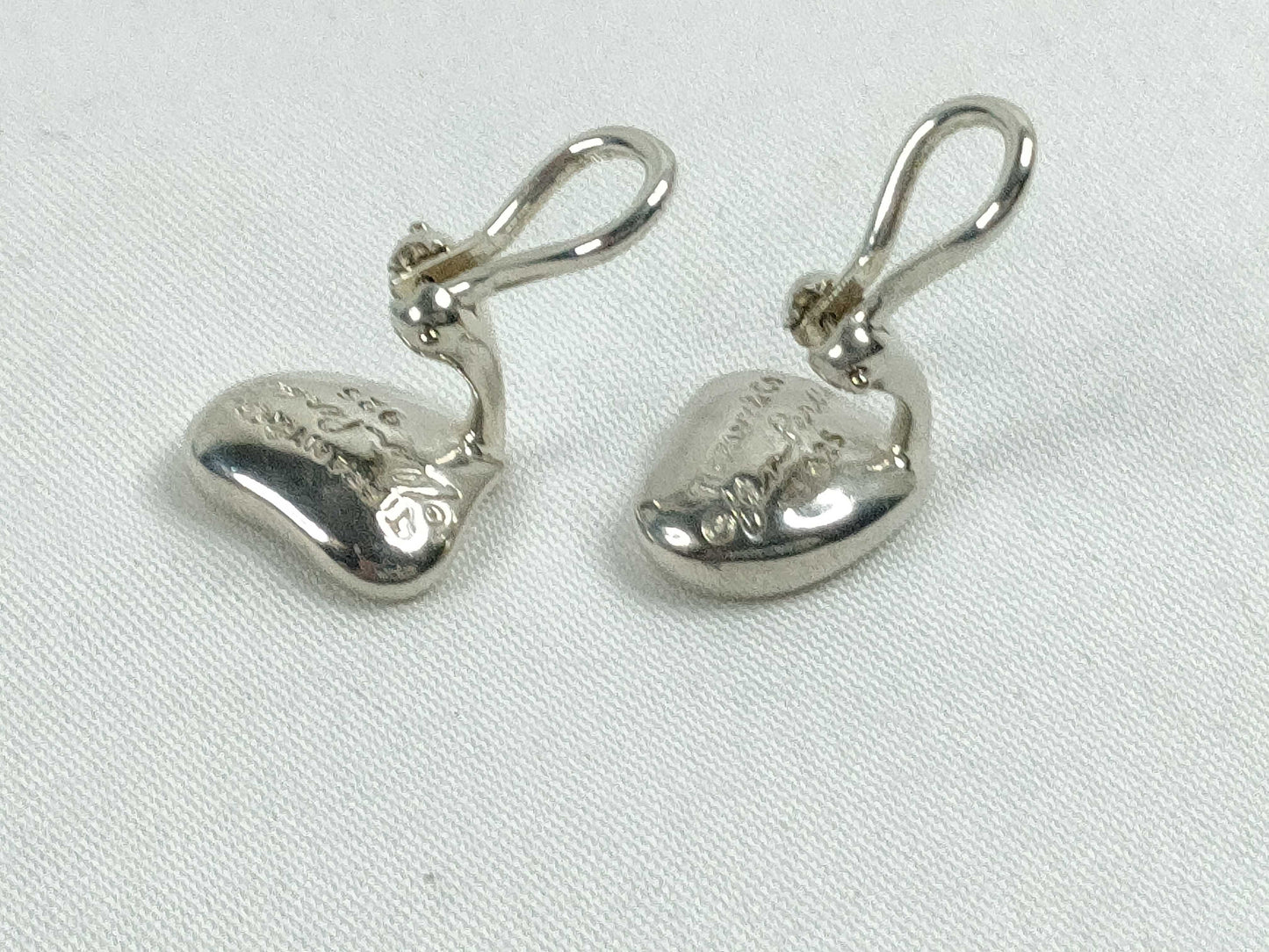 Tiffany & Co. Full Heart Earrings, SV925, 6.5g, with box and bag.