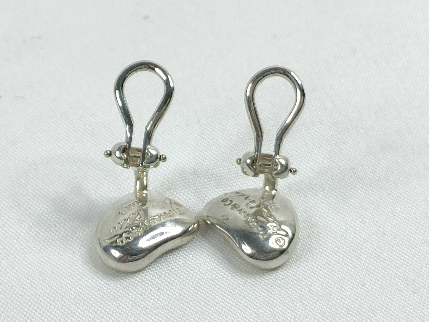 Tiffany & Co. Full Heart Earrings, SV925, 6.5g, with box and bag.