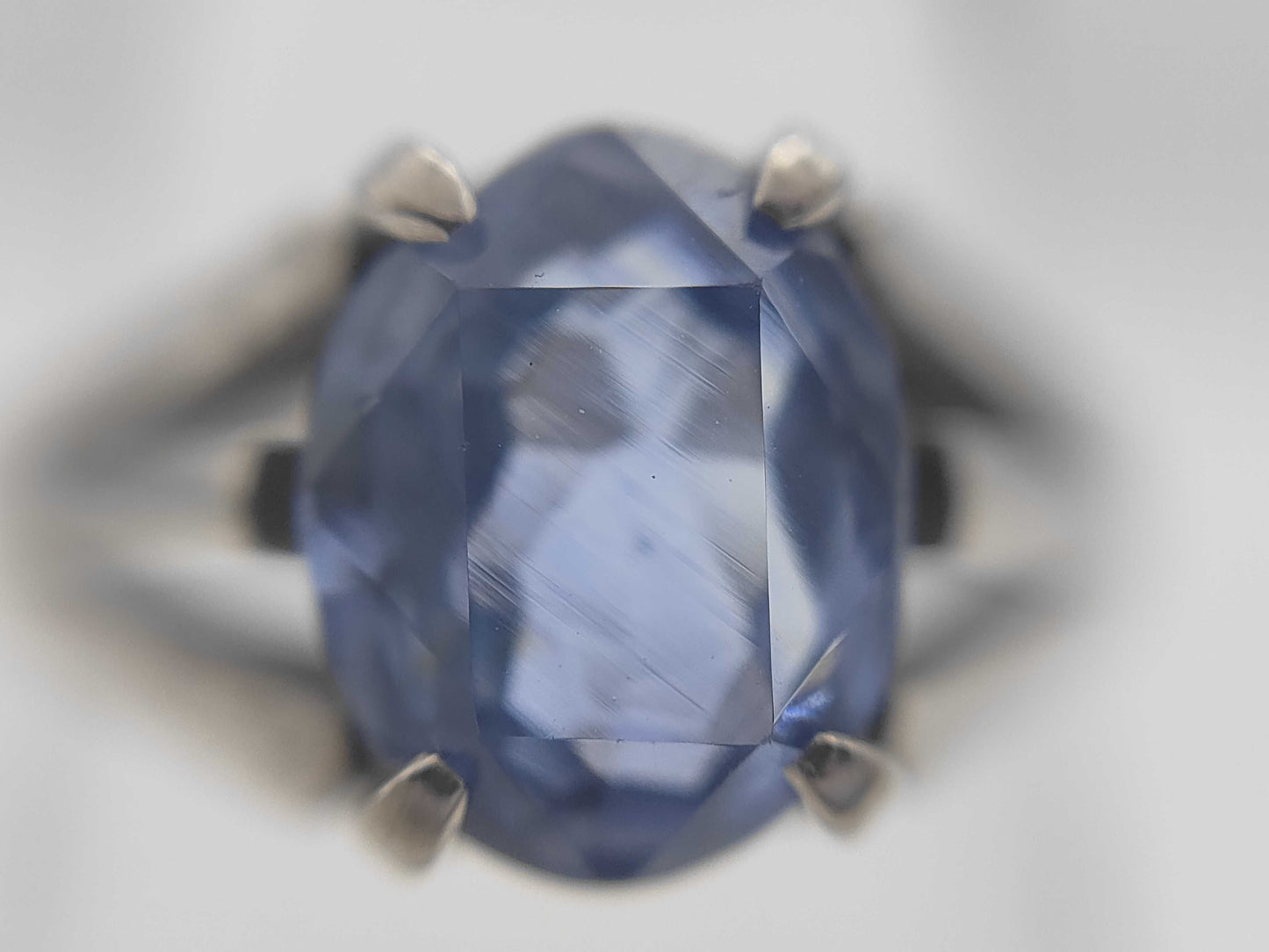 Sapphire K14WG 3.3g Ring 