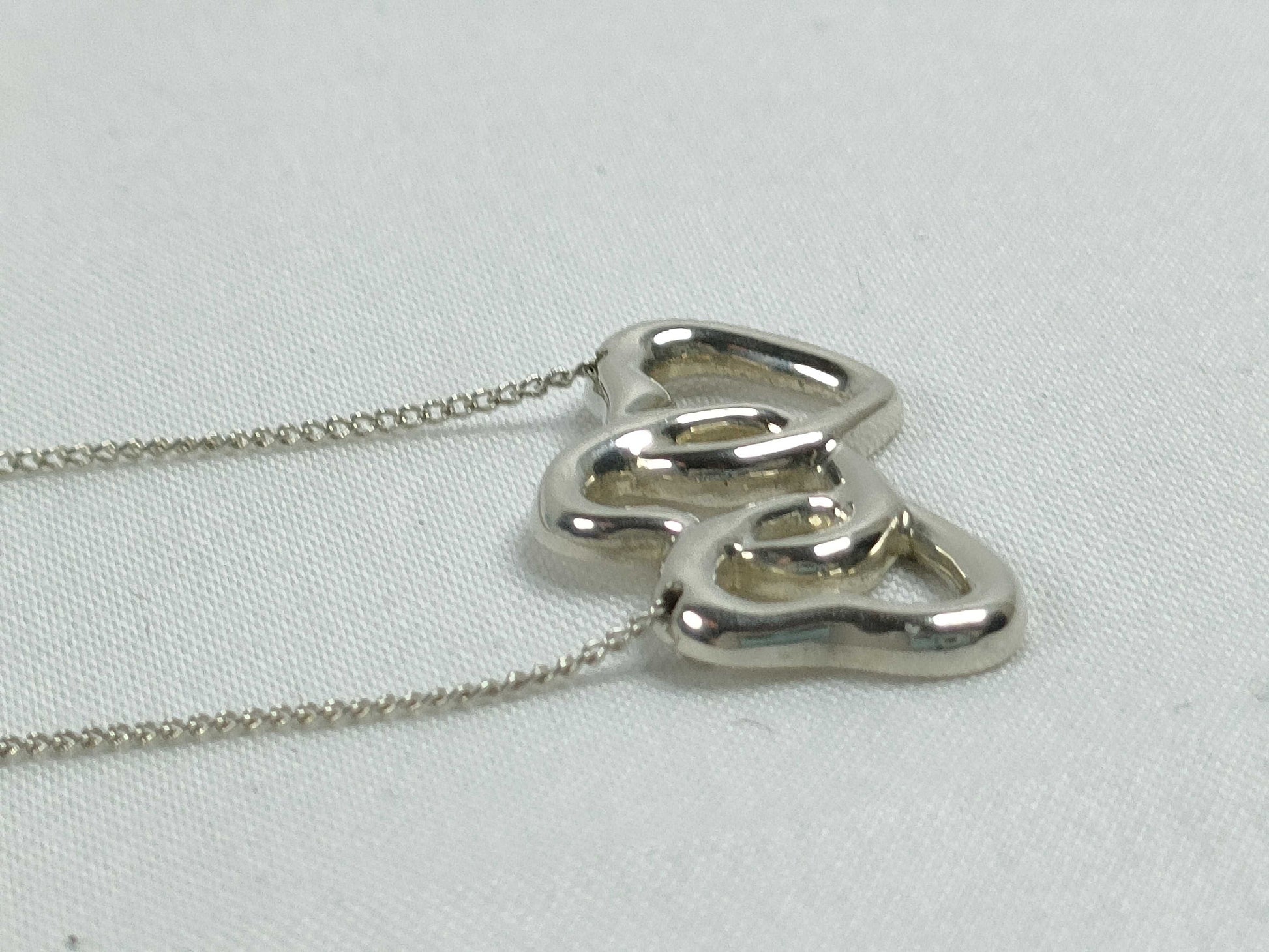 Tiffany & Co. Triple Heart Necklace, SV925, 3.8g, 42cm