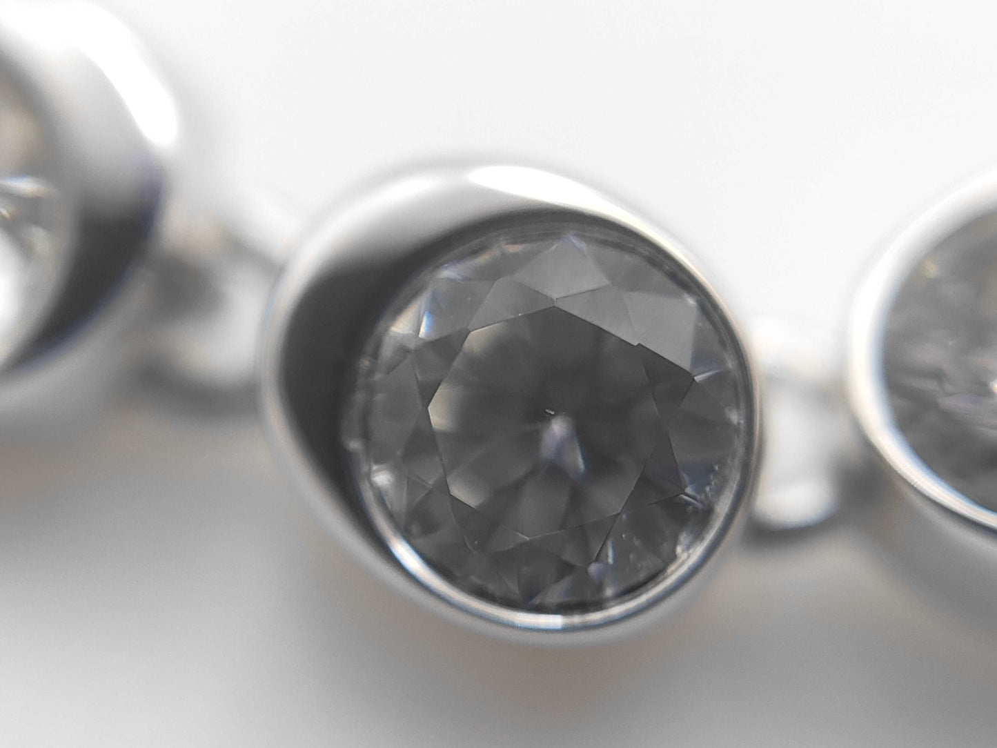 SWAROVSKI Drop Rhinestone Necklace, Metal, 5.3g, 44cm