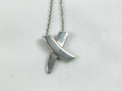 Tiffany & Co. Kiss Necklace, SV925, 2.6g, 46cm, with box and bag.