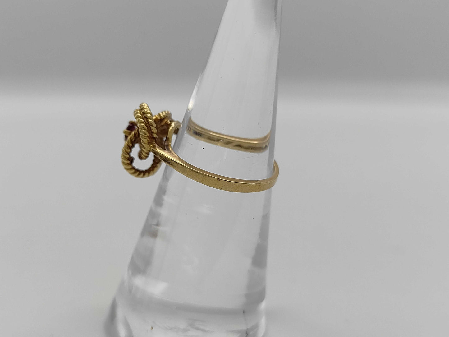 Tiffany & Co. Ruby Yellow Gold 750 3.4g Ring 