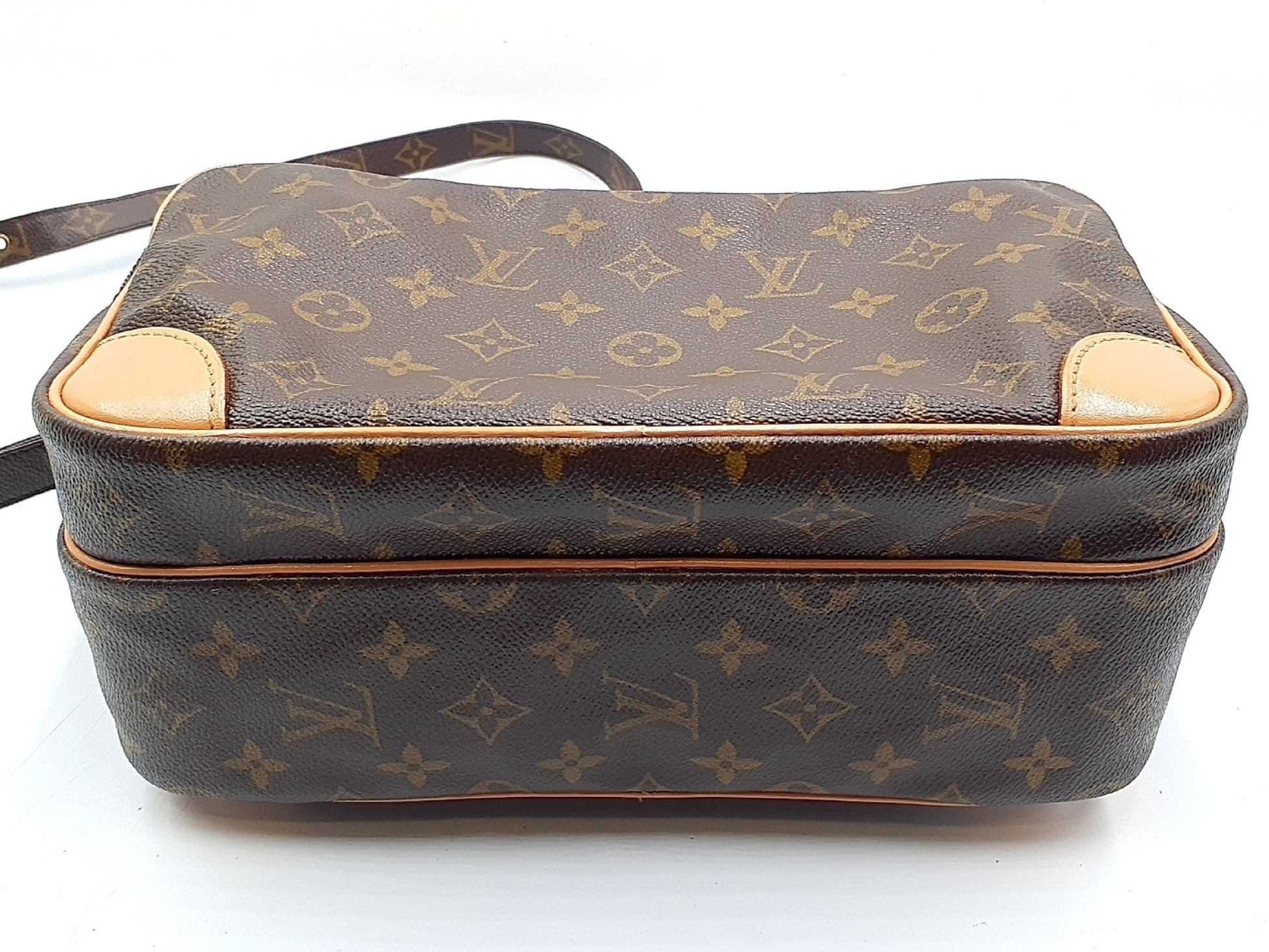 LOUIS VUITTON Monogram Nile M45244 Shoulder Bag