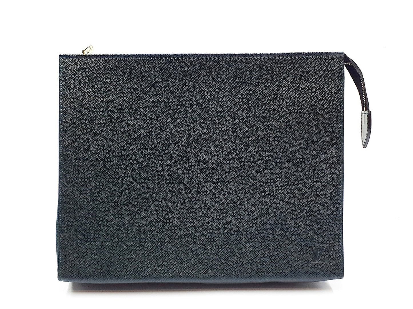 LOUIS VUITTON Taiga Poche Toilette 26 Pouch