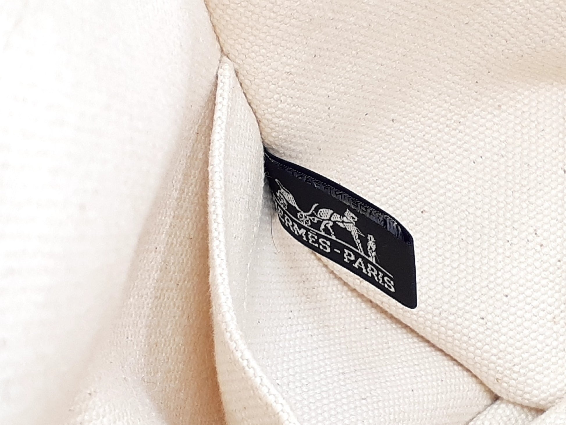 HERMES 4-piece set of Fouleaux PM Bora Bora handbags