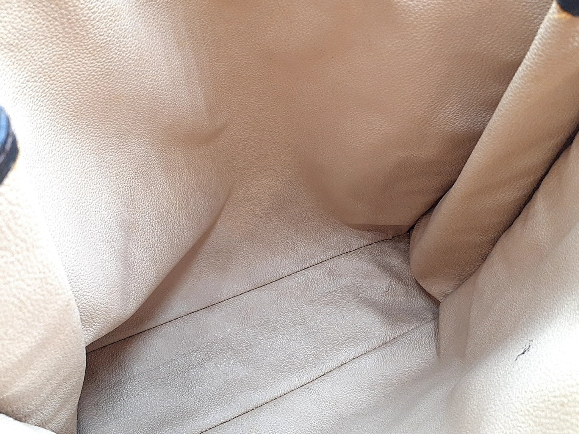 LOUIS VUITTON 4-piece set: Monogram Sac Plat Reporter PM, Pochette Twin GM, and Porte-Document Voyage bag