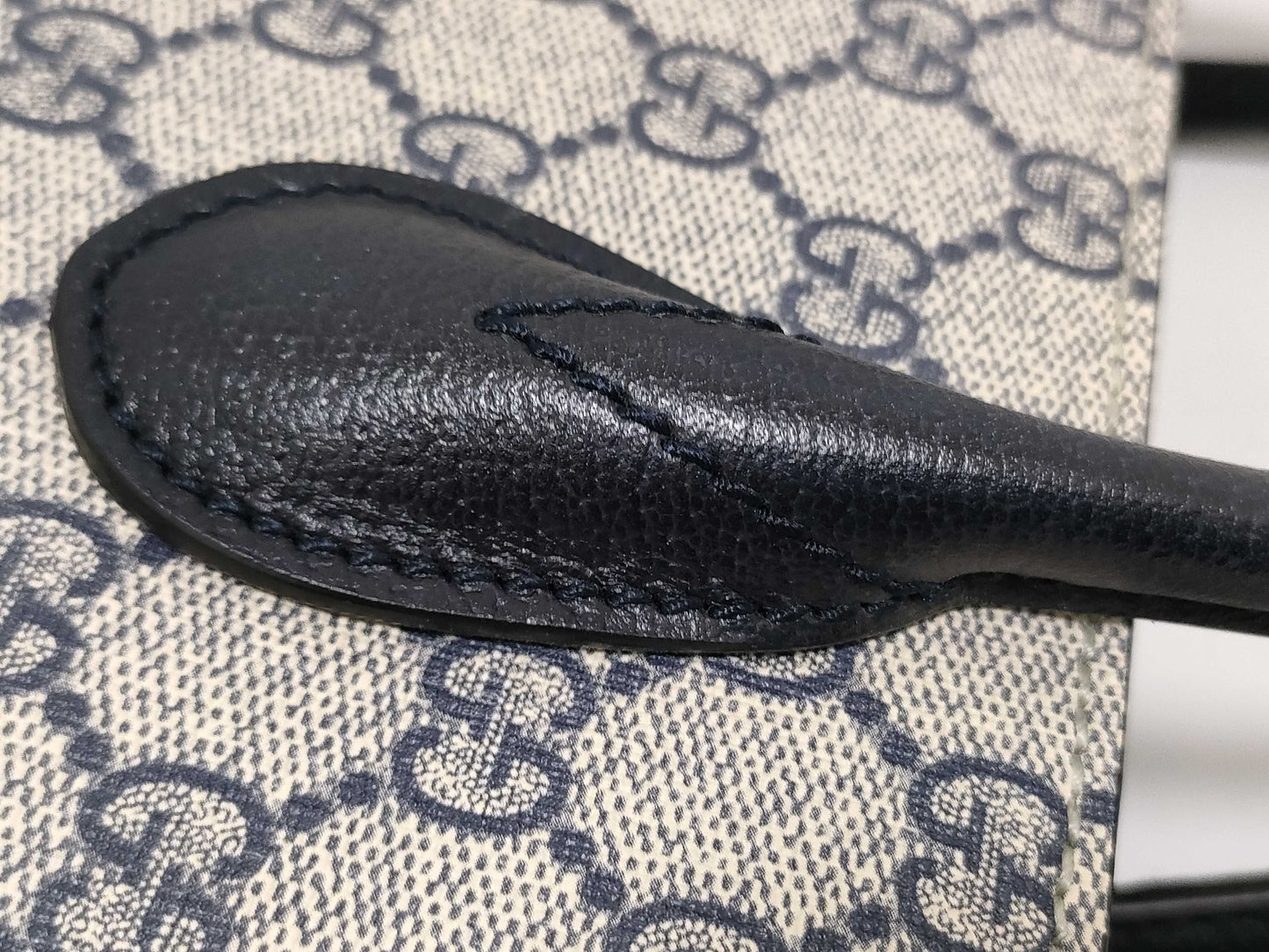 GUCCI GG Supreme GUCCI Tote Bag GG Supreme Interlocking Double G Tote Bag