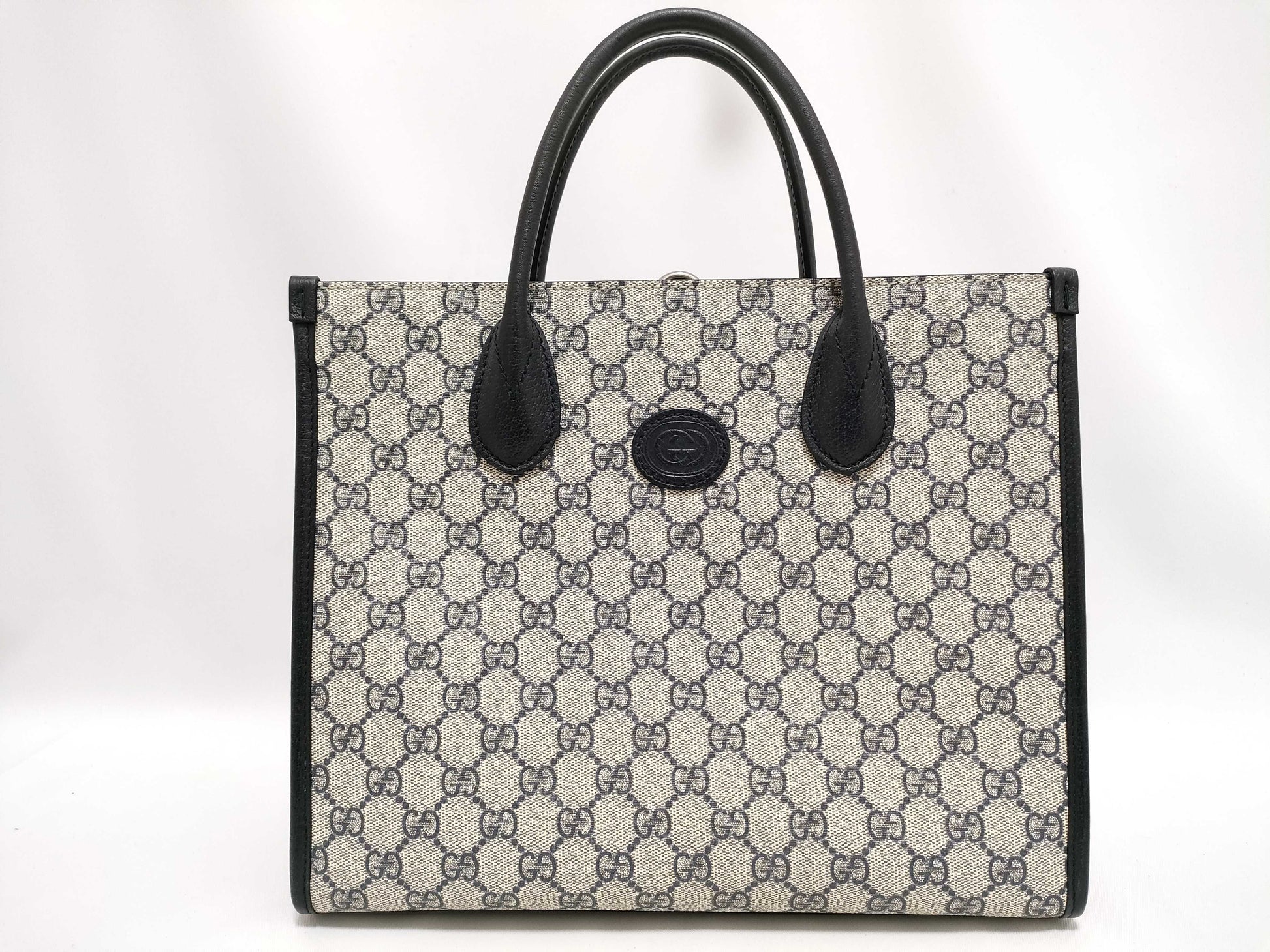 GUCCI GG Supreme GUCCI Tote Bag GG Supreme Interlocking Double G Tote Bag