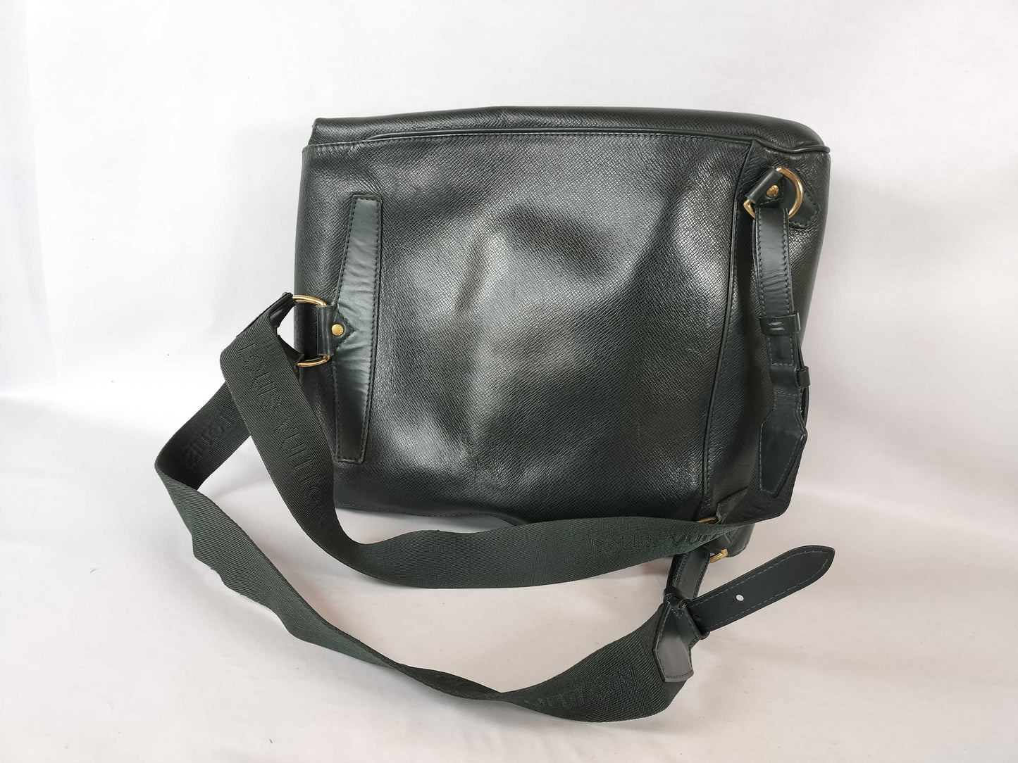 LOUIS VUITTON Taiga Taiga Cassia Backpack