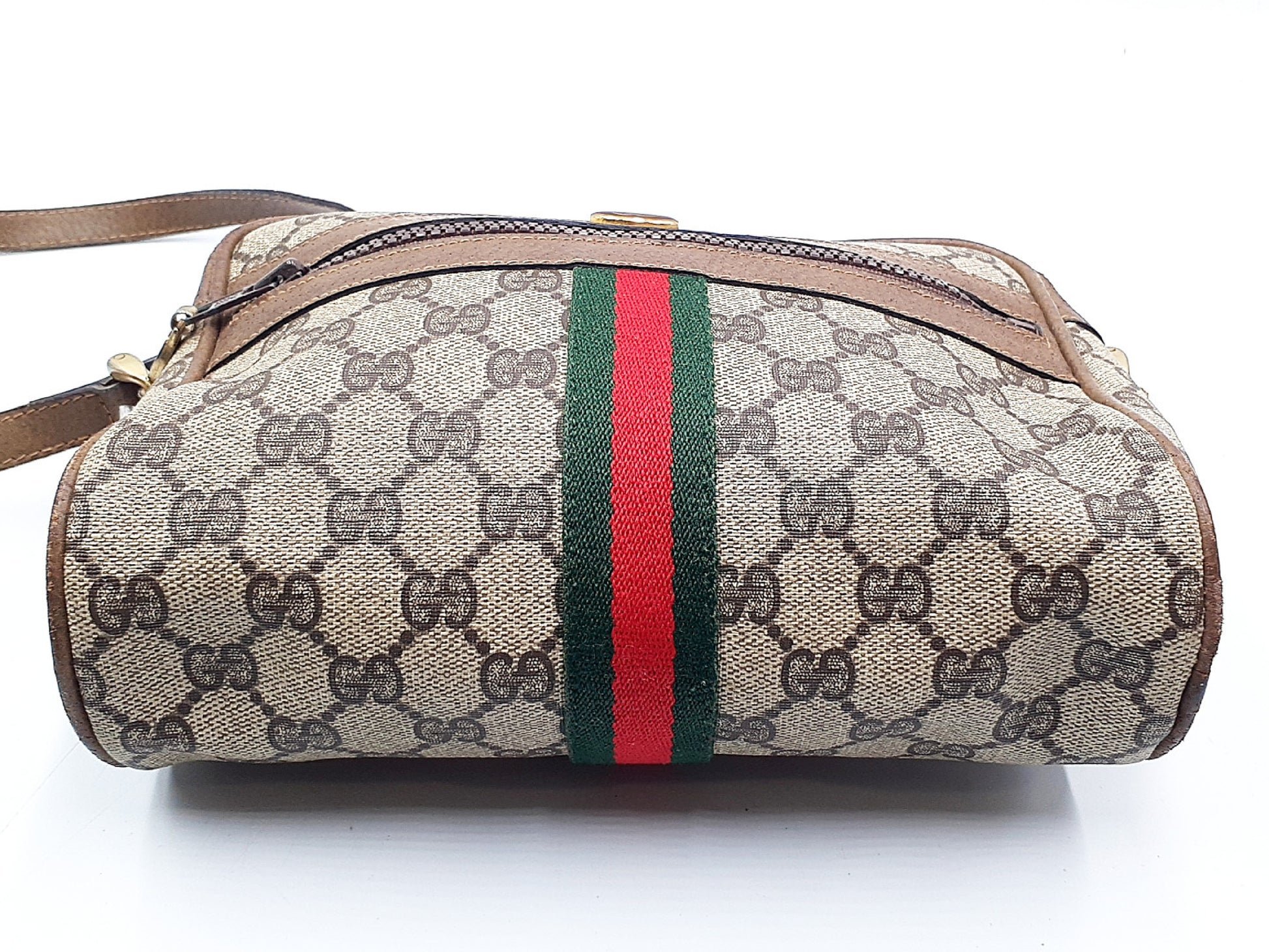 GUCCI GG Supreme Sherry Line Gold Hardware Leather Shoulder Bag