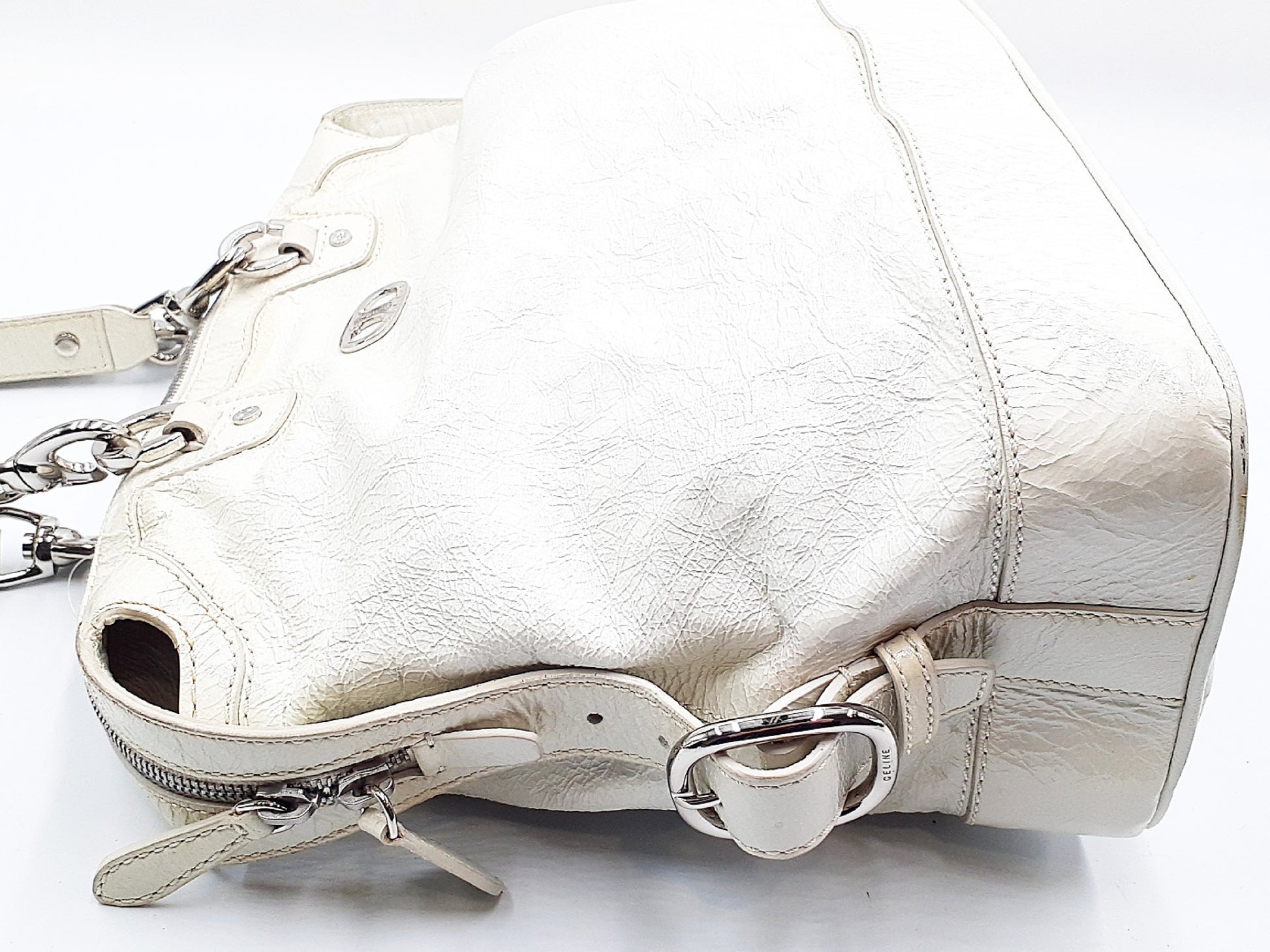 CELINE Chain Hand Triomphe White Handbag