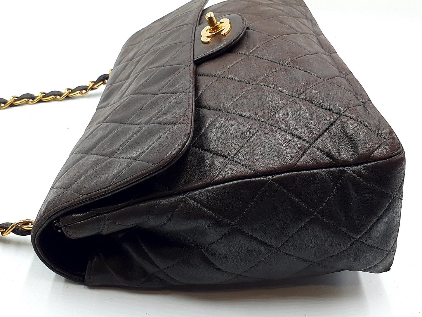 CHANEL Matelasse 30 Lambskin Gold Hardware Single Flap Shoulder Bag