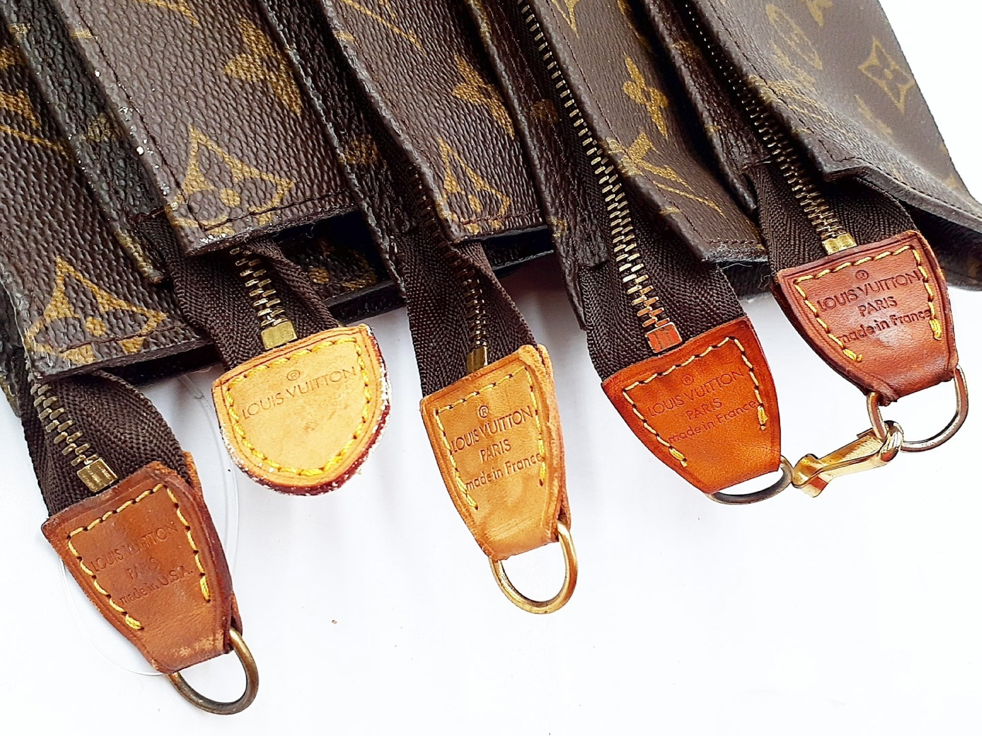 LOUIS VUITTON Monogram Bucket Pouch 5-Piece Set