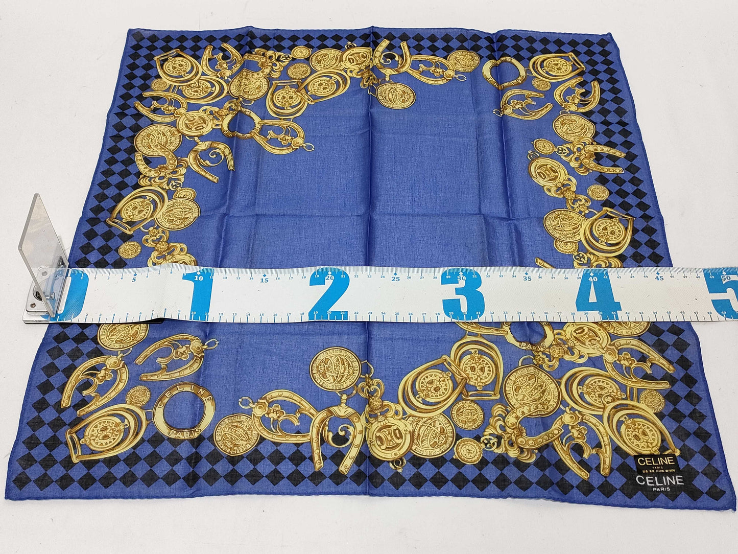 CELINE CELINE New, unused, with sticker Triomphe Gold pattern scarf Other accessories