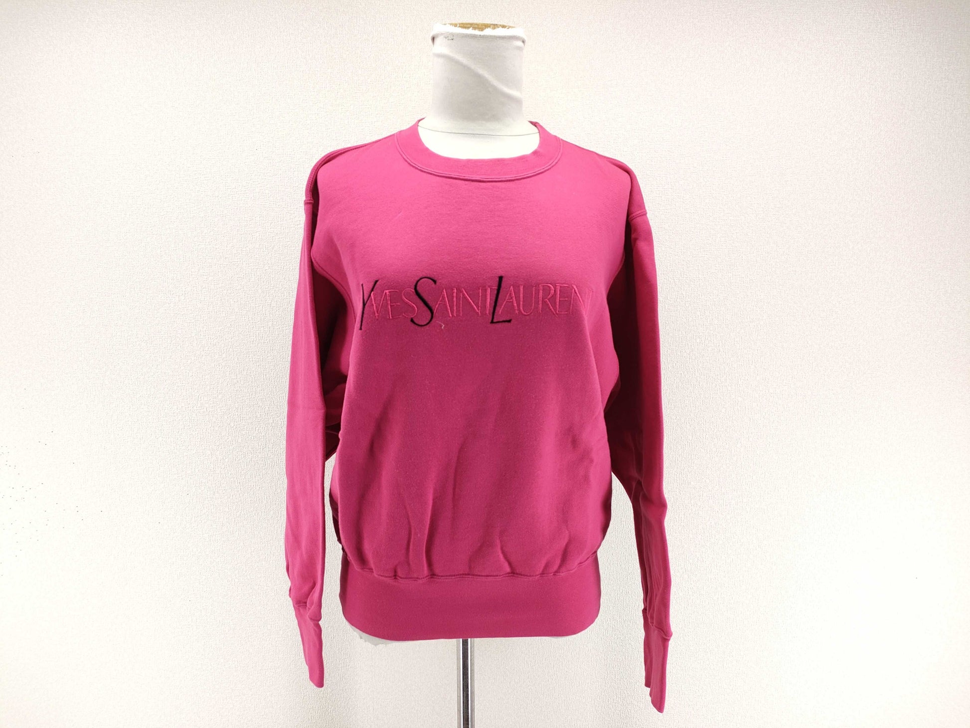 Yves Saint Laurent Logo Embroidered Large Logo Logo Don Sweatshirt Top