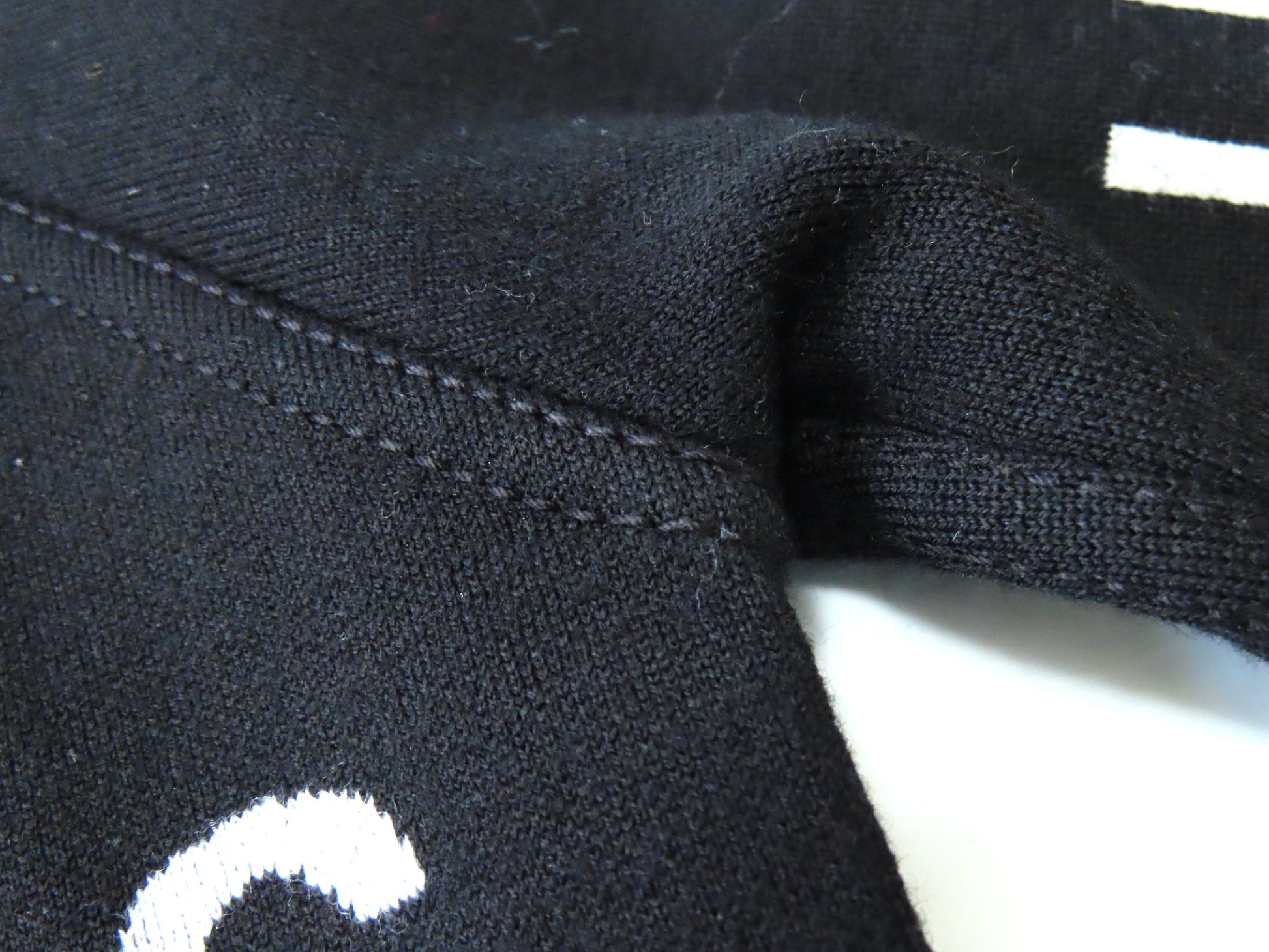 BURBERRY Men's Horseferry Black Knit Sweater, Horseferry Tops