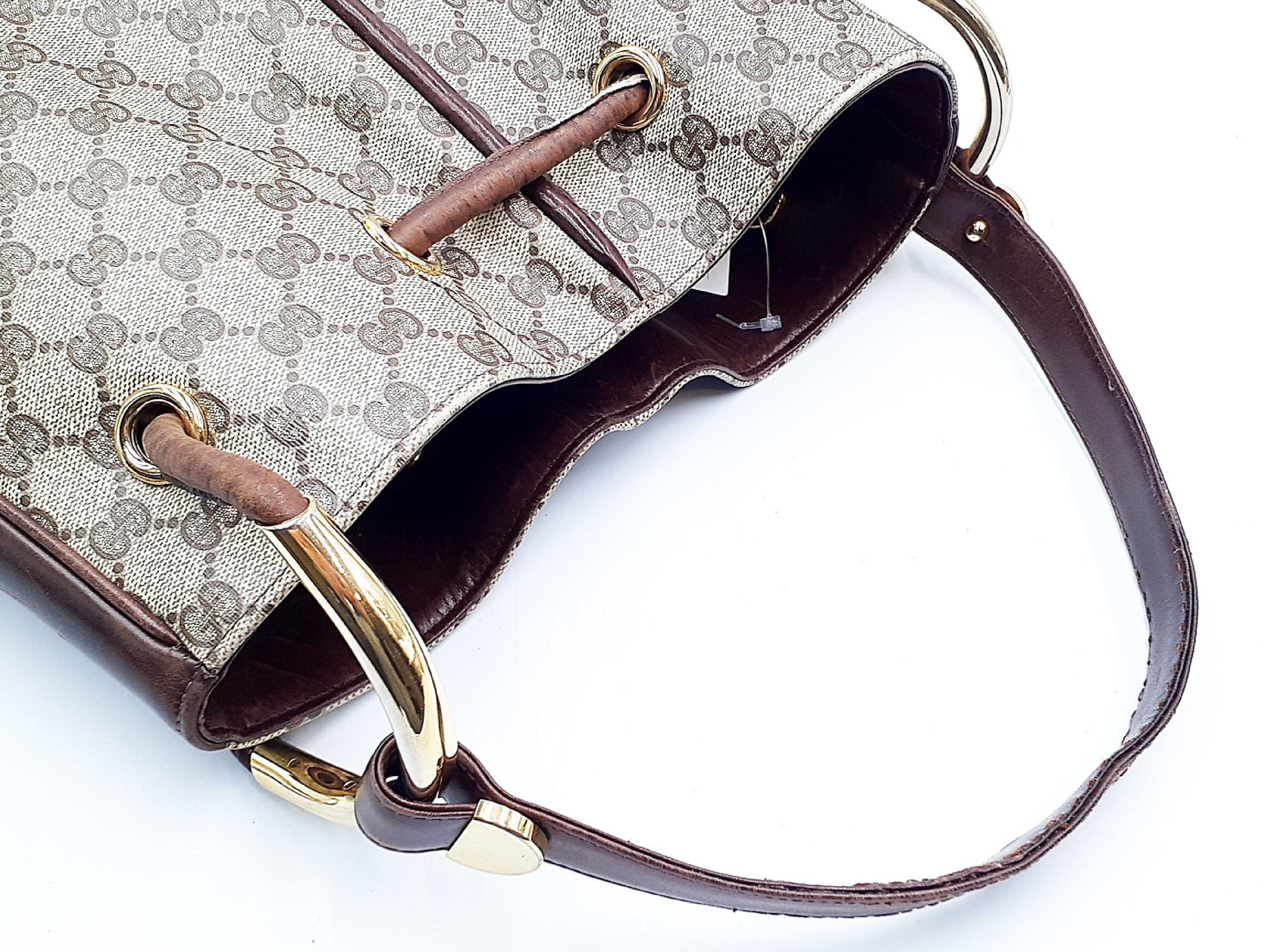 GUCCI GG Supreme GG Supreme Gold Hardware Leather One-Shoulder Shoulder Bag