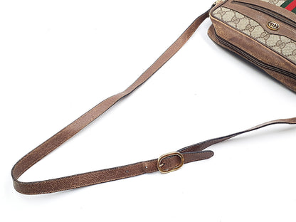 GUCCI GG Supreme Sherry Line Gold Hardware Leather Shoulder Bag