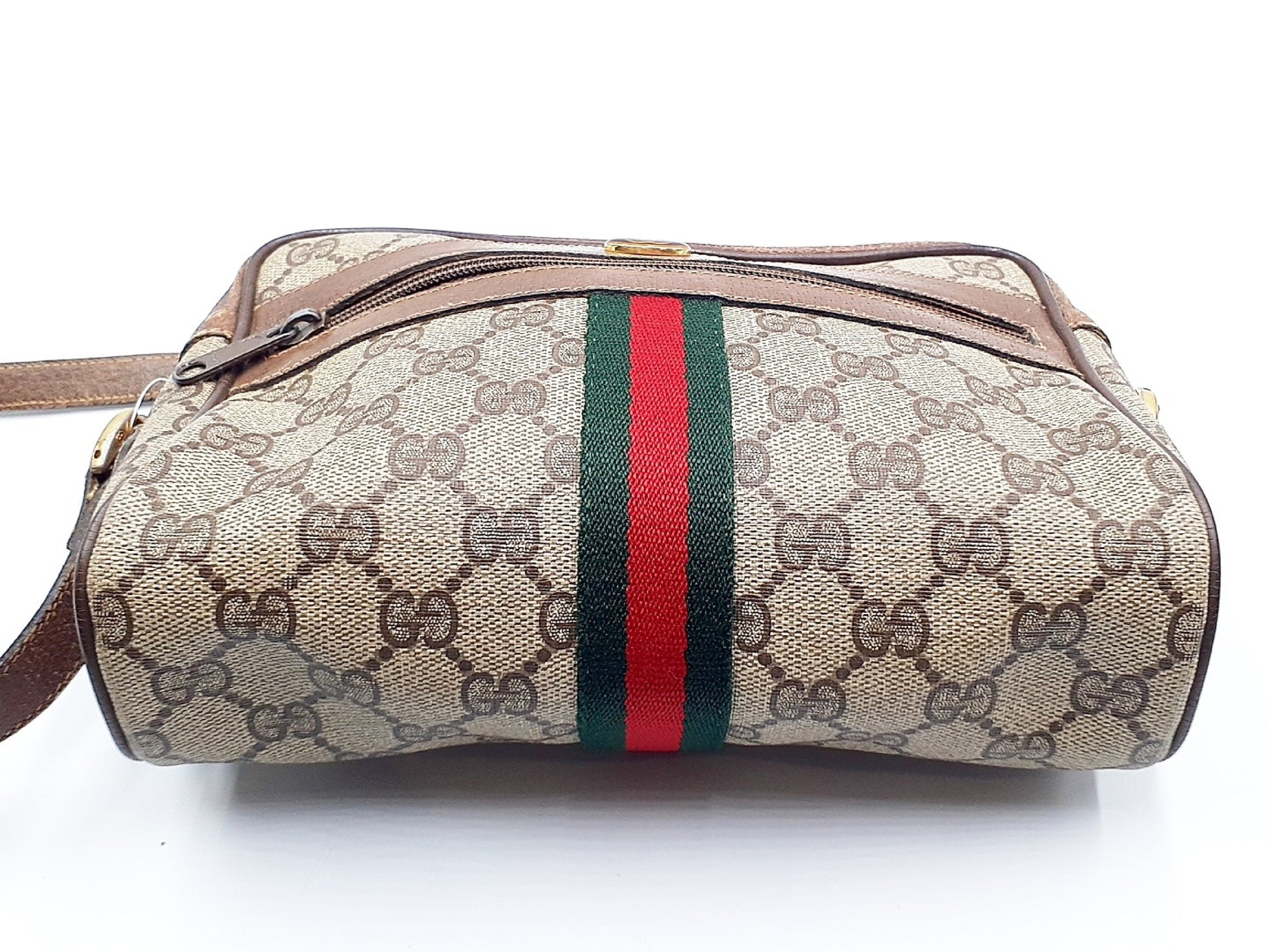 GUCCI GG Supreme Sherry Line Gold Hardware Leather Shoulder Bag