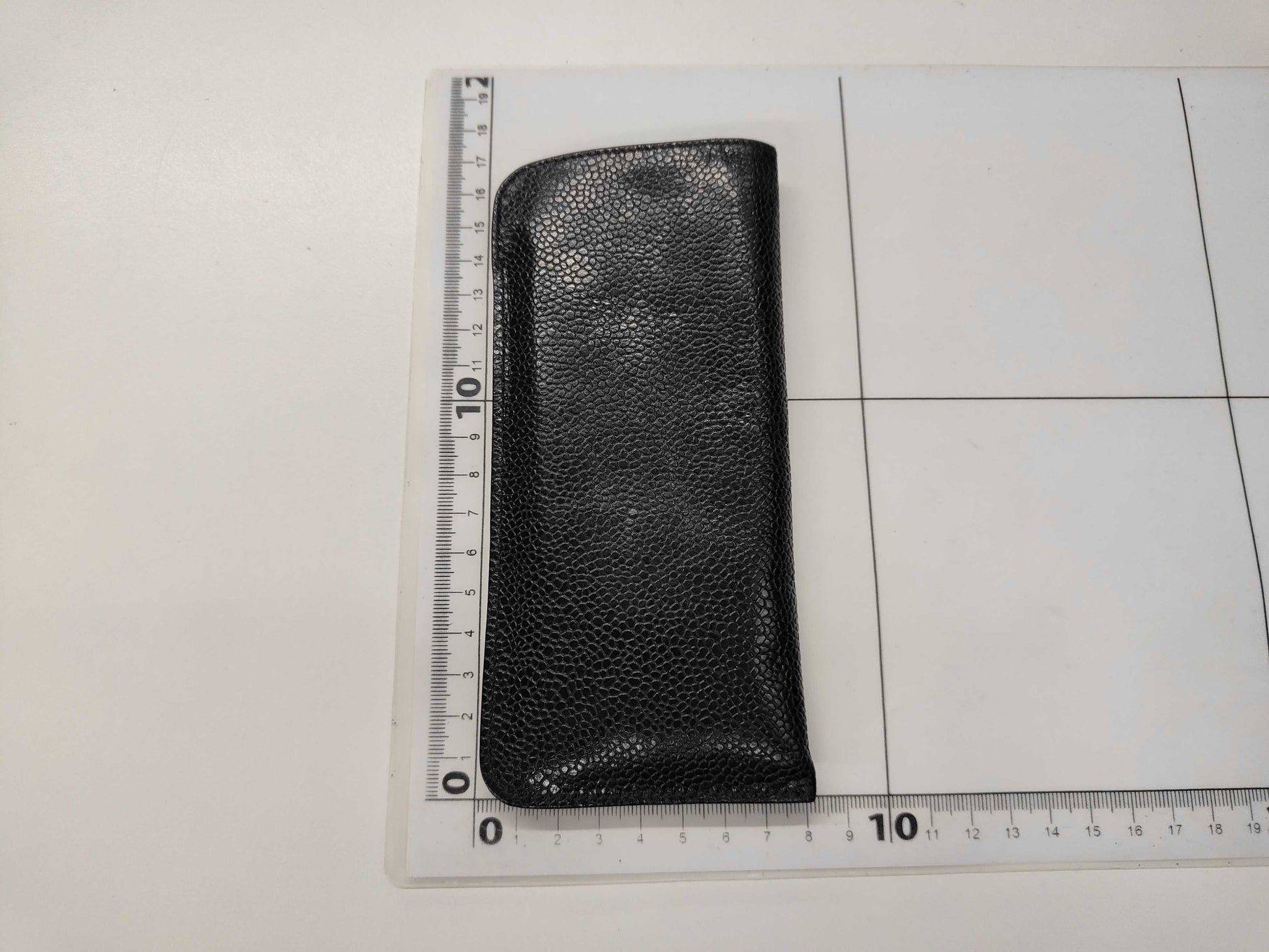 CHANEL Caviar Skin Coco Mark Black Leather Eyeglass Case Accessories Other Accessories