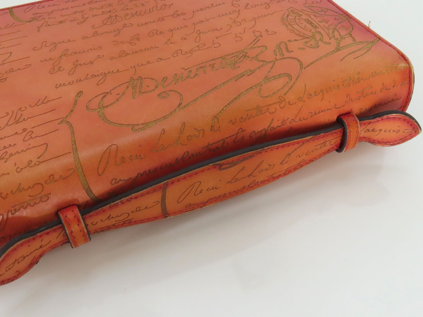 Berluti BERLUTI Itauba Wide Patina Scritto Calligraphy Leather Second Clutch Bag