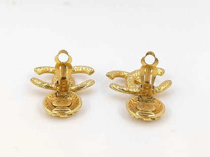 CHANEL 95A Coco Mark Gold GP Earrings Vintage Accessories Earrings