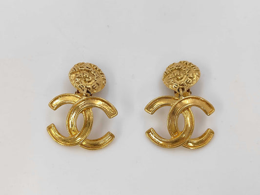 CHANEL 95A Coco Mark Gold GP Earrings Vintage Accessories Earrings