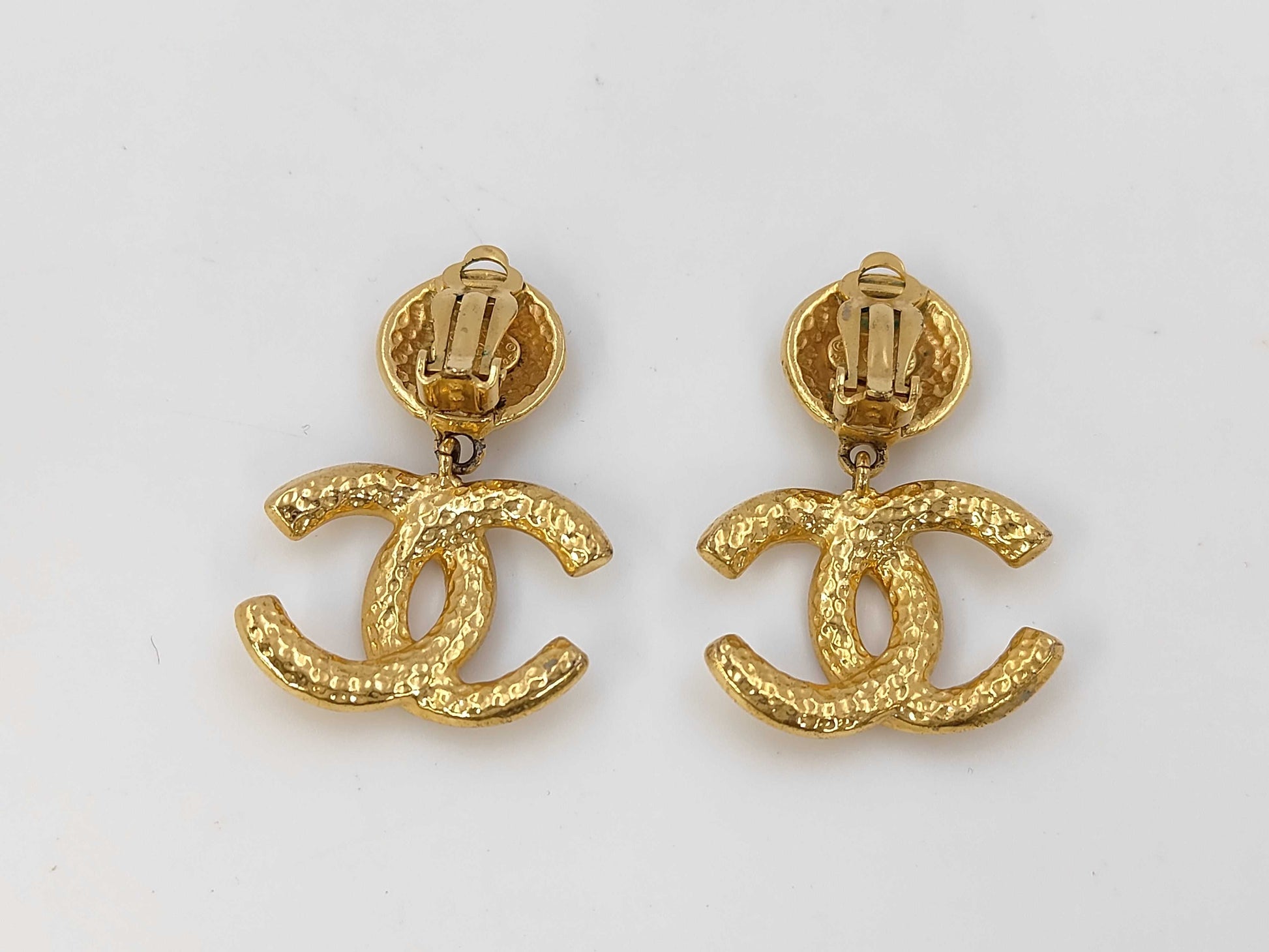 CHANEL 95A Coco Mark Gold GP Earrings Vintage Accessories Earrings
