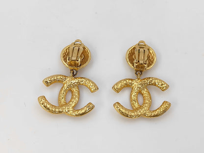 CHANEL 95A Coco Mark Gold GP Earrings Vintage Accessories Earrings