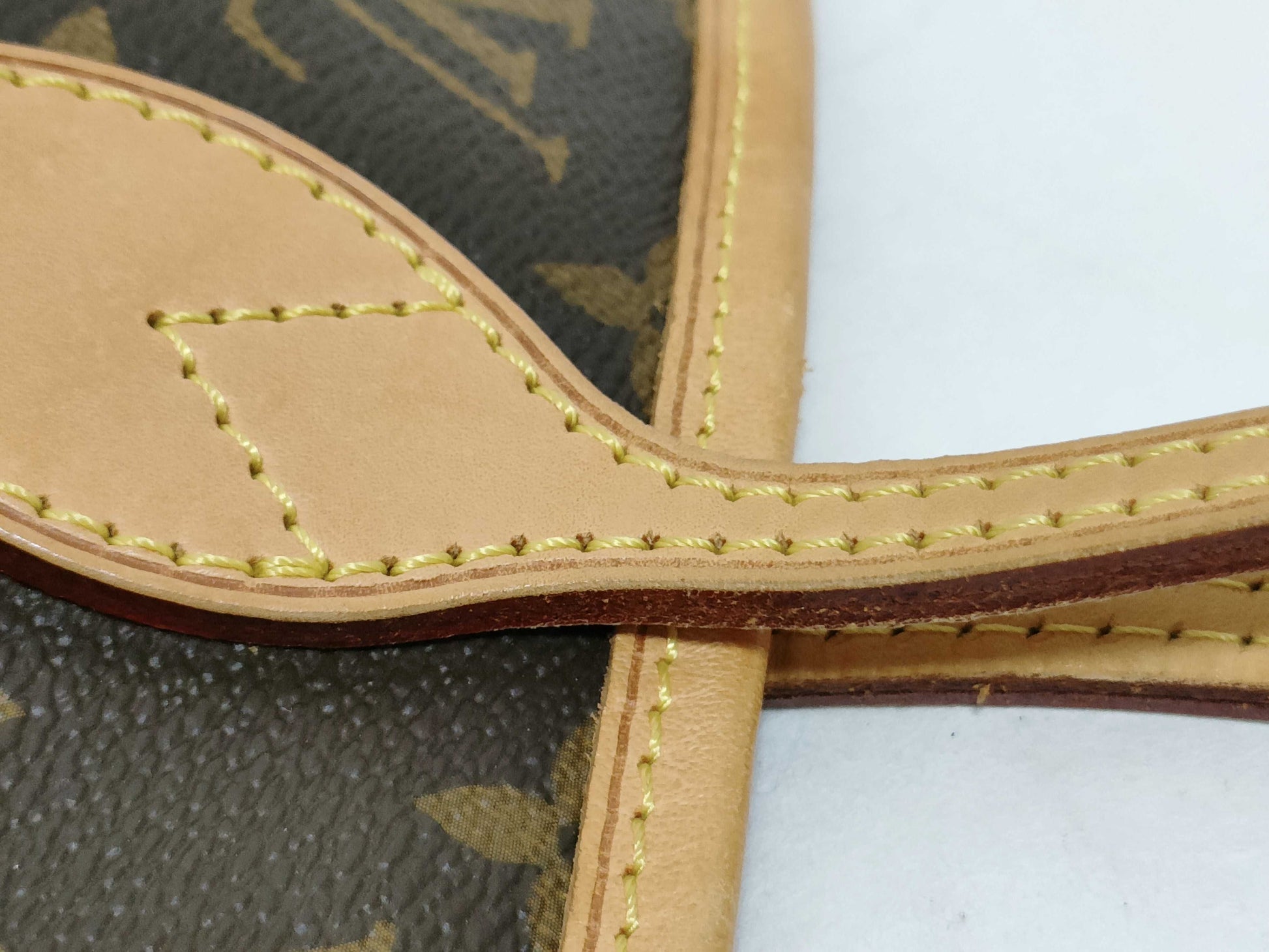 LOUIS VUITTON Monogram Louis Vuitton M40156 Monogram Neverfull MM Hand Tote Bag