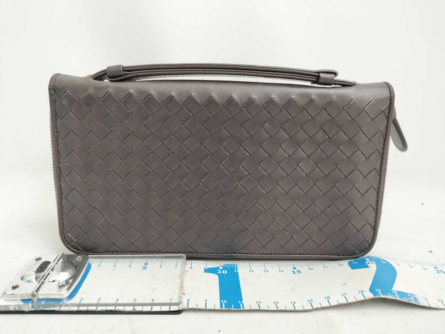 BOTTEGA VENETA Intrecciato Bottega Organizer Long Wallet Intrecciato Wallet