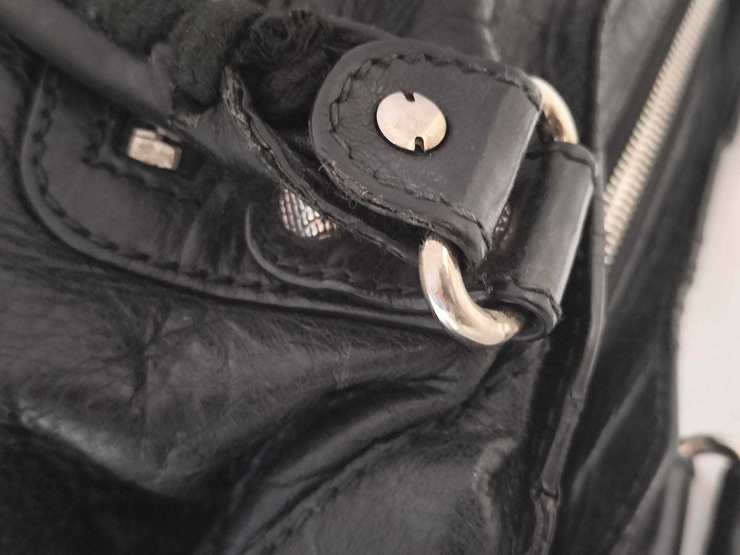 BALENCIAGA The City Balenciaga BALENCIAGA City The First Bag Black Handbag