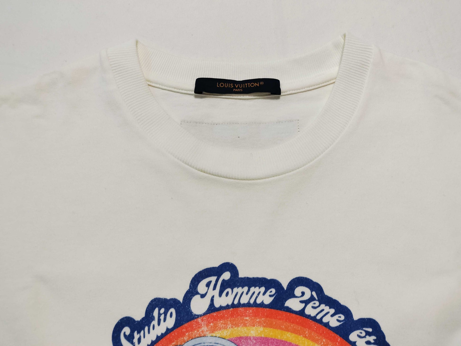 LOUIS VUITTON LOUIS VUITTON Louis Vuitton Rainbow Printed T-Shirt