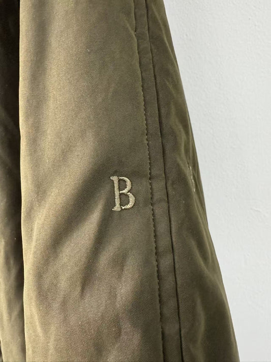 BURBERRY LONDON Authentic Burberry B Logo Print Military Green Padded Coat, Hooded, Mid-Length, Unisex, Sanyo Shokai