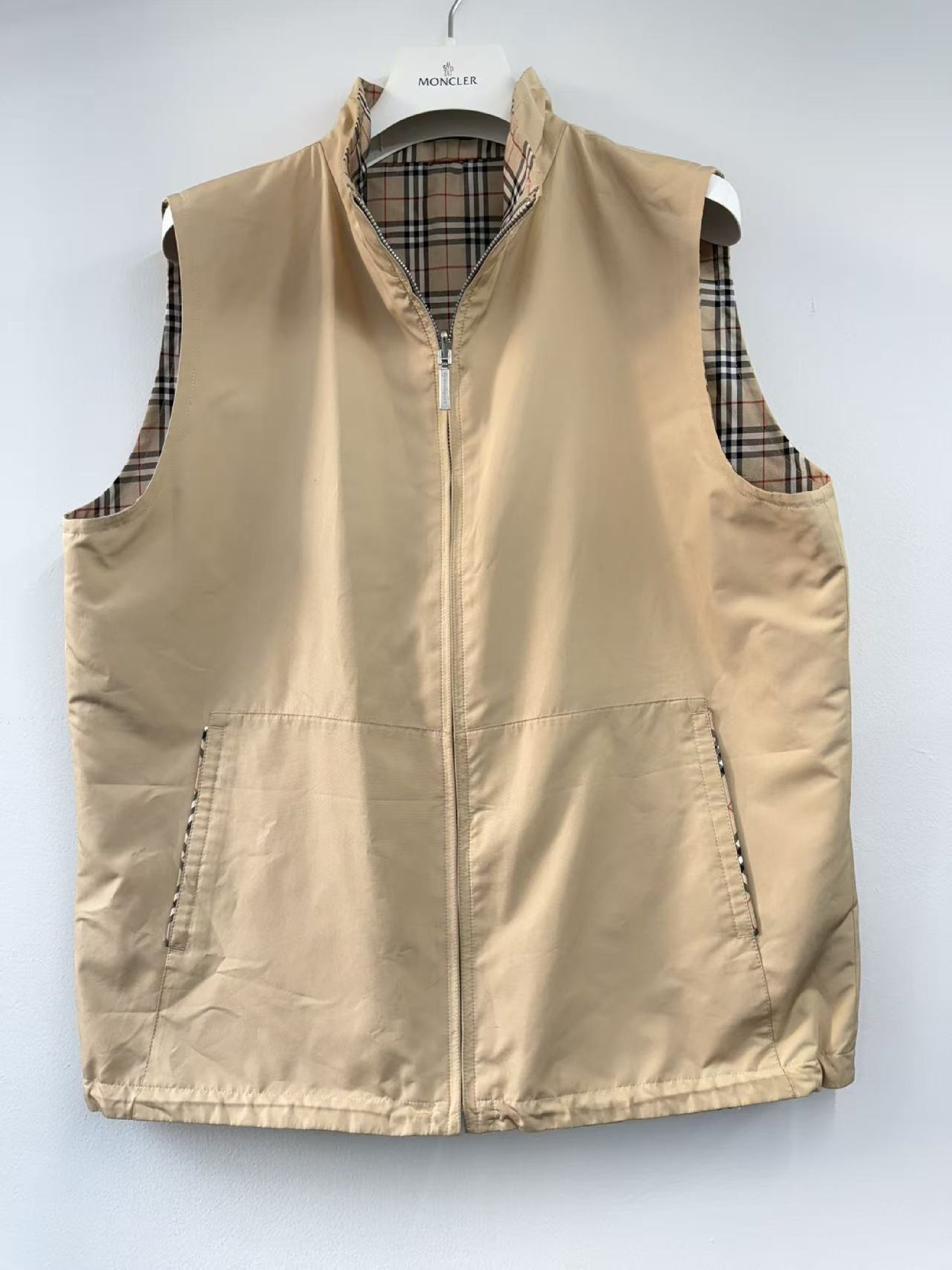 BURBERRY Check Pattern Double-Sided Vest, Sanyo Shokai, LL Vest