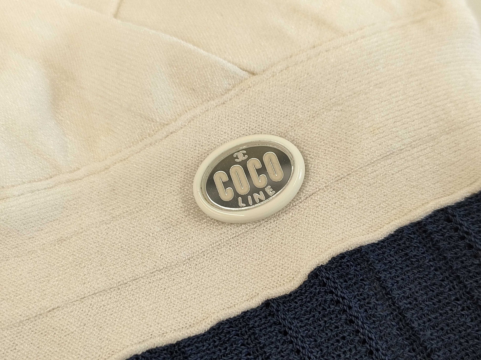 CHANEL Ivory Navy Size 36 Dress