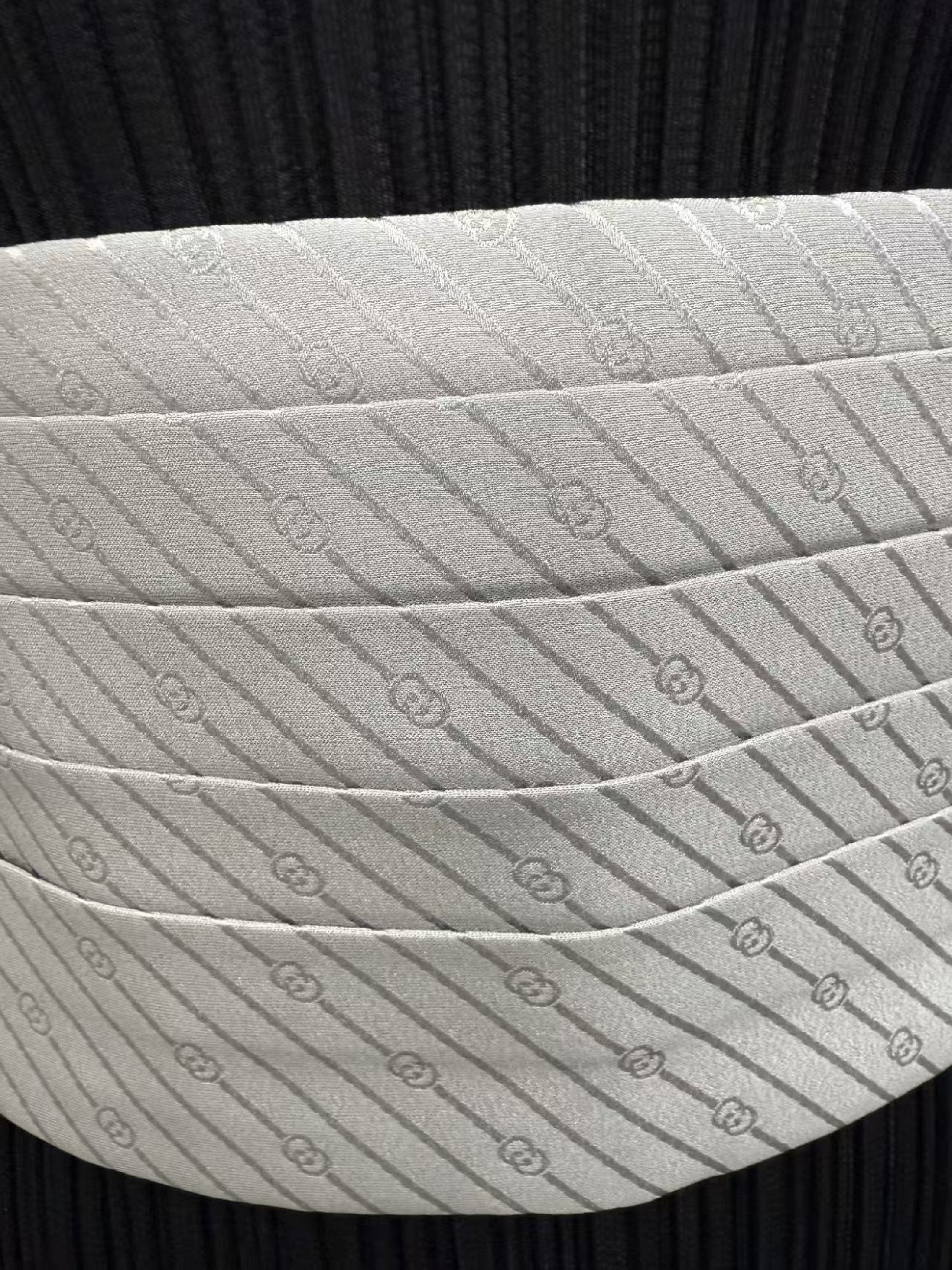 GUCCI Sash Belt with Web and GG Pattern, 100% Silk, Gray, Tag Included, Excellent Condition, Size M, Other Apparel