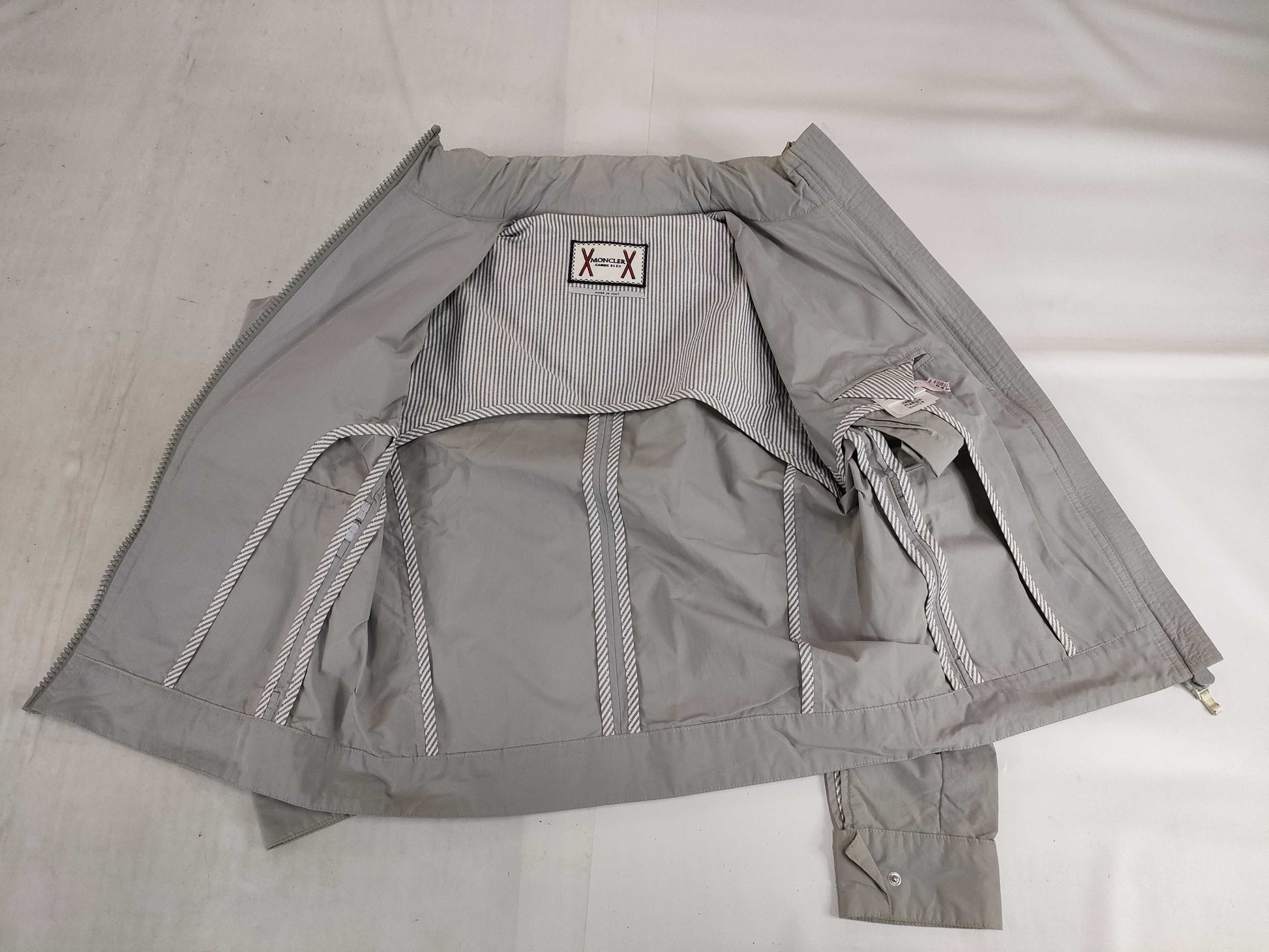 MONCLER Gum Blue GIUBBINO Nylon Zip-Up Jacket