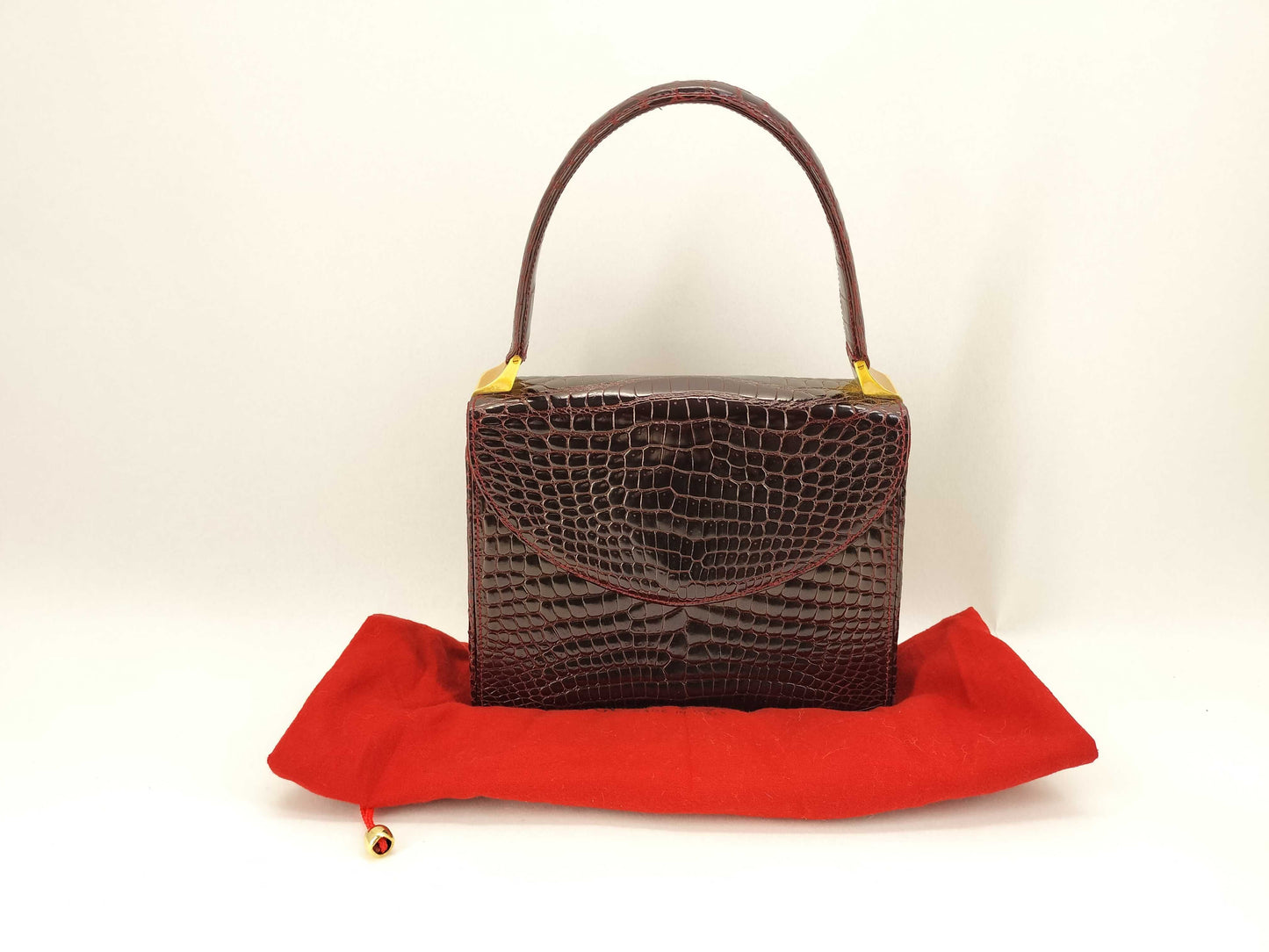 GUCCI Old Gucci Old Gucci Crocodile Handbag One Red Handbag