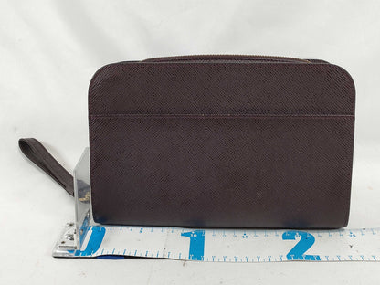 LOUIS VUITTON Taiga Louis Vuitton M30186 Second Bag