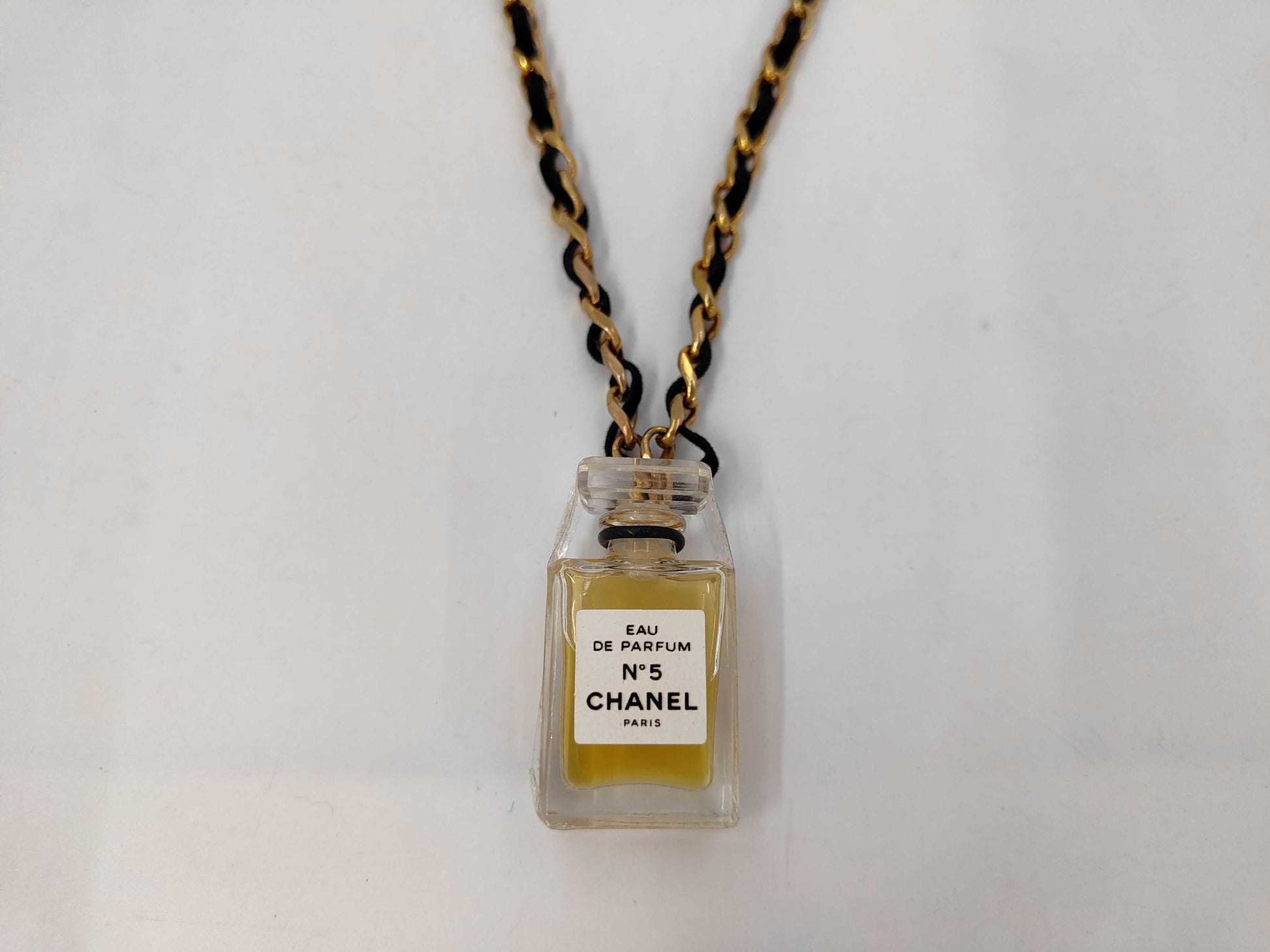 CHANEL Chanel perfume necklace