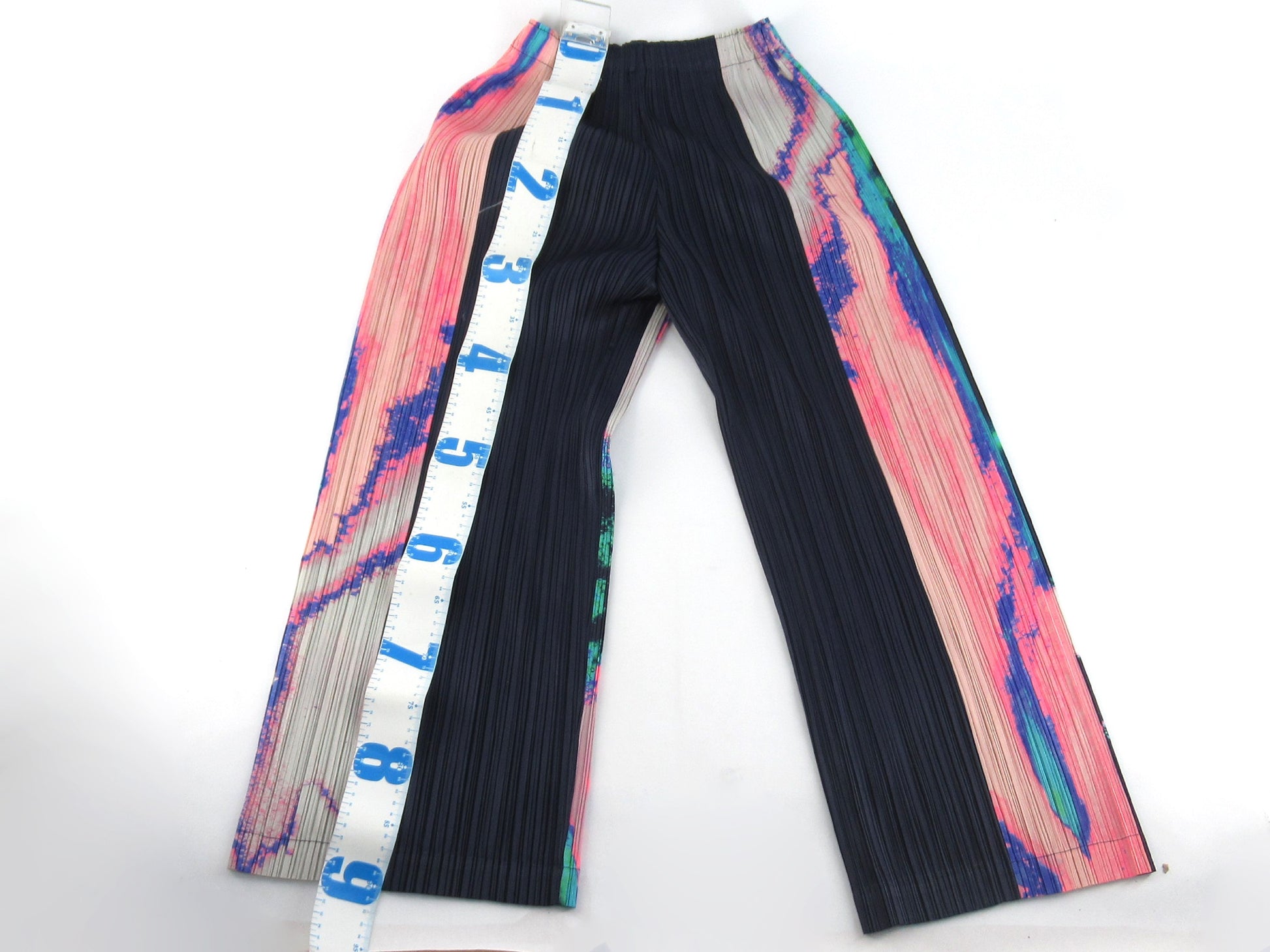 ISSEY MIYAKE PLEATS PLEASE Pants