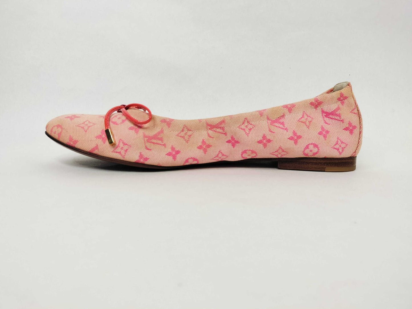 LOUIS VUITTON Monogram Mini LOUIS VUITTON Louis Vuitton Monogram Pumps