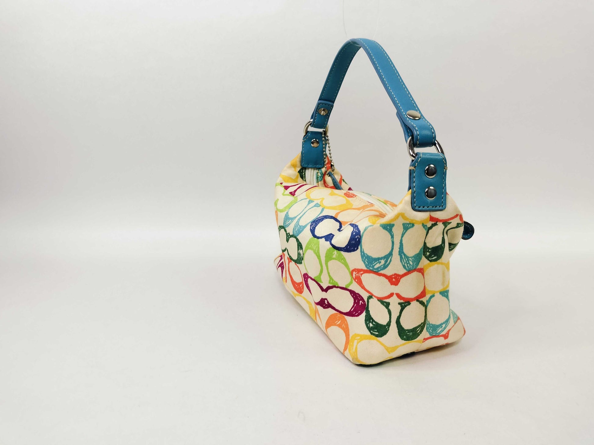 COACH Signature Accessory Pouch Rainbow Pouch