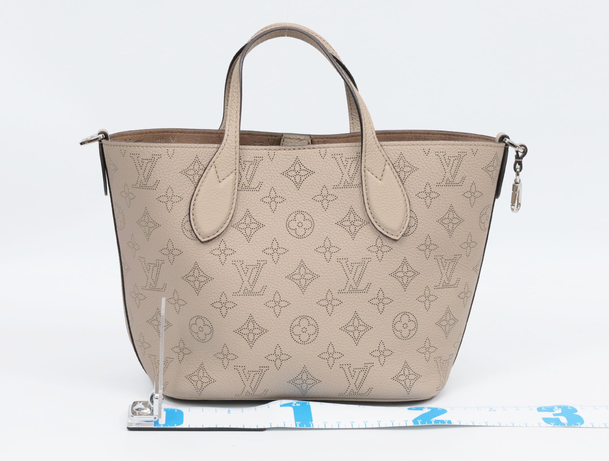 LOUIS VUITTON Mahina Blossom PM M21848 RFID Serial Shoulder Bag