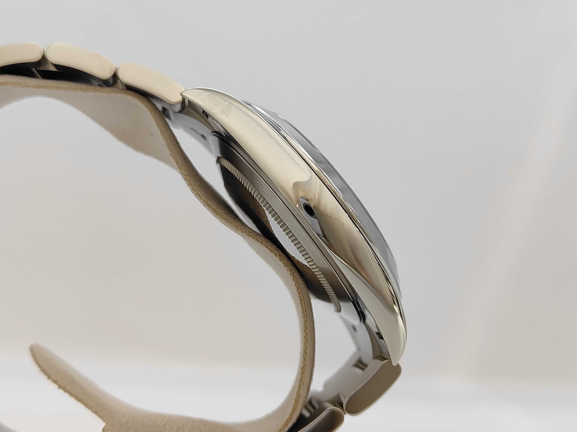 ROLEX 126300 78RU7702 Mint Green Dial Oyster Bracelet Men's Watch