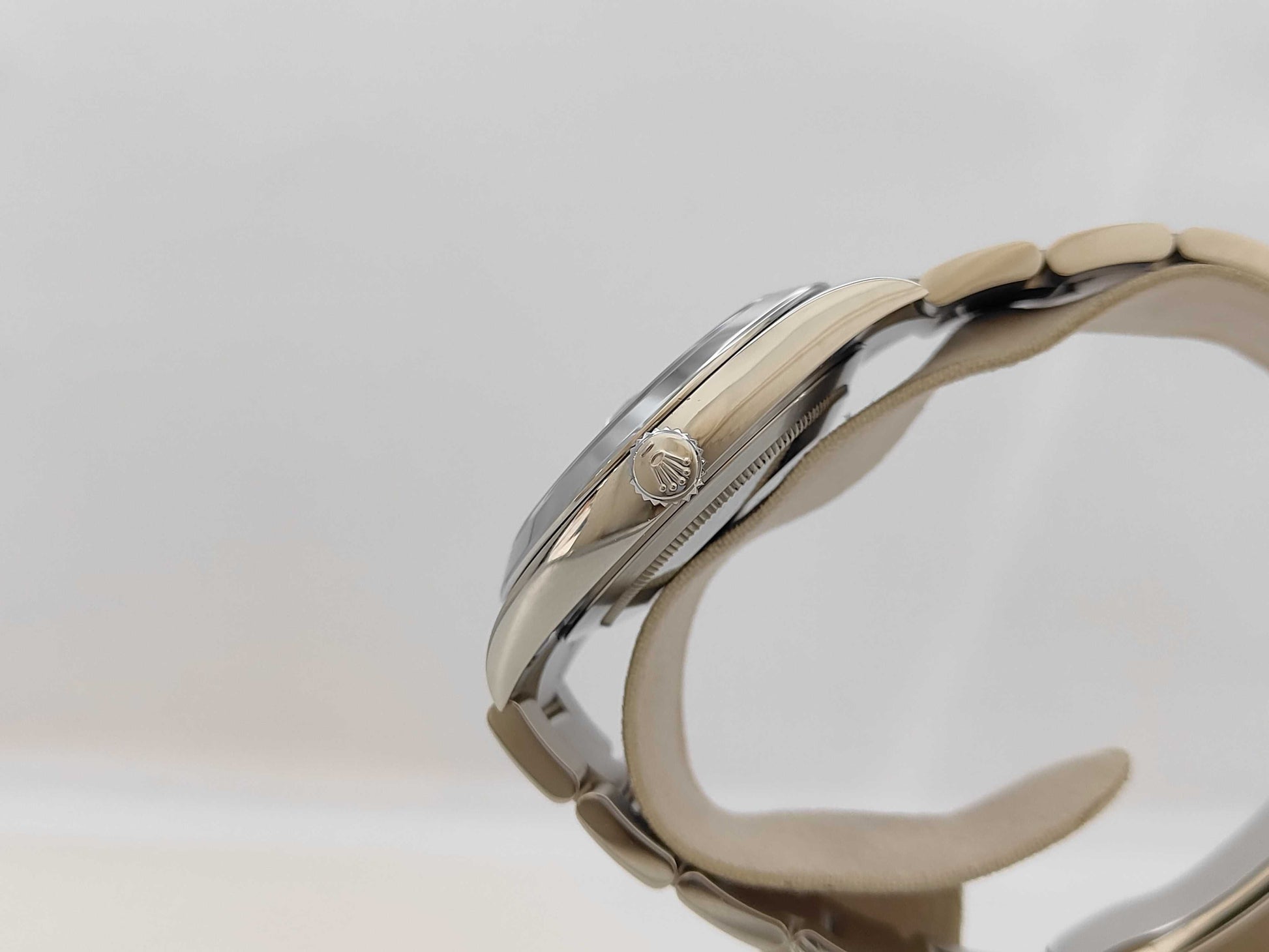 ROLEX 126300 78RU7702 Mint Green Dial Oyster Bracelet Men's Watch