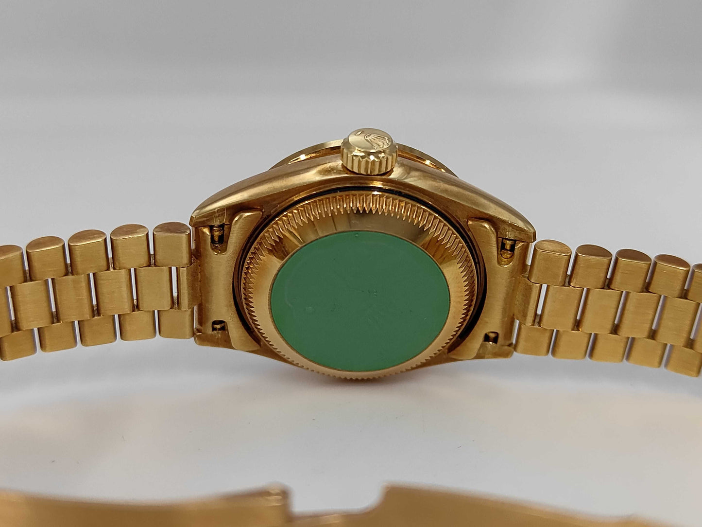 ROLEX 69068 W454592 Champagne Dial 18K Gold Women's Watch